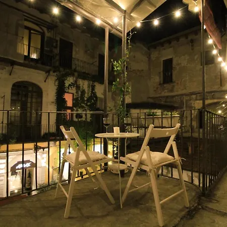 Lägenhet Con Terrazza Nel Centro Storico.