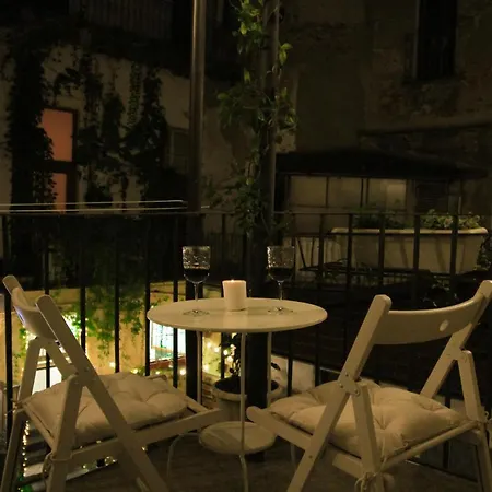 Con Terrazza Nel Centro Storico. *